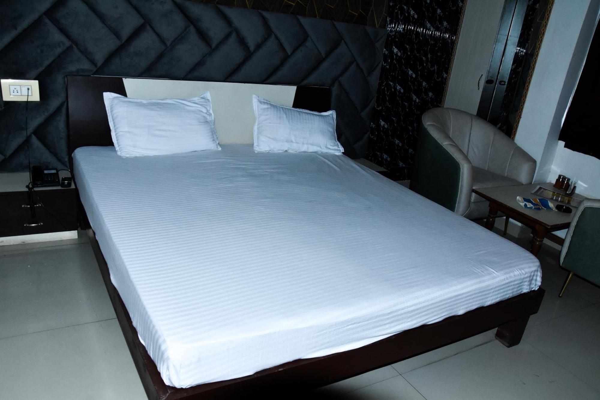 Sangam Hotel Chirawa Zewnętrze zdjęcie